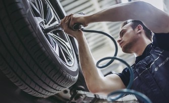 Шиномонтаж Hyundai в Автоимпорт